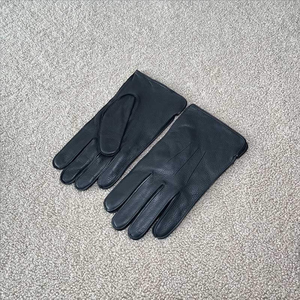 Elegant Black Leather Gloves for Men, NWT